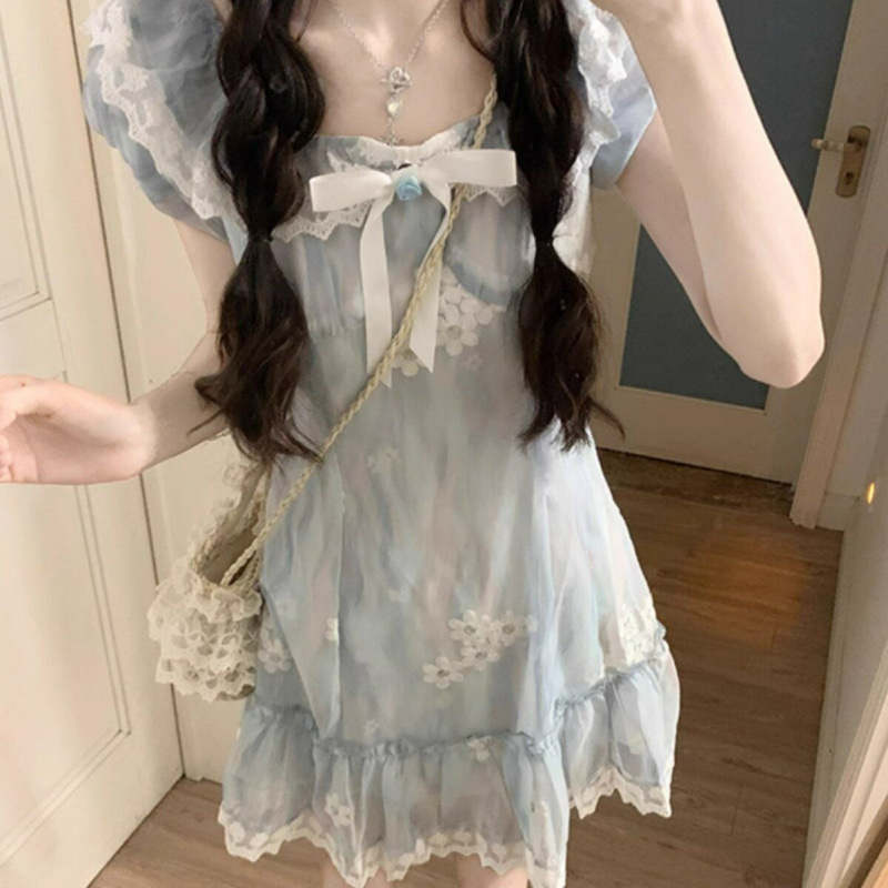 Summer Sweet and Cute Girly Blue Floral Dress with Small Flutter Sleeves for Women 2026 Petite Waist-Cinching Dress Summer Sweet and Cute Girly Blue Floral Dress with Small Flutter Sleeves for Women 2026 Petite Waist-Cinching Dress
