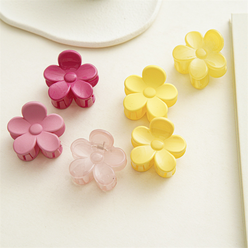 Sweet Solid Color Plastic Resin Flower Hair Claws 1 Piece display picture 3