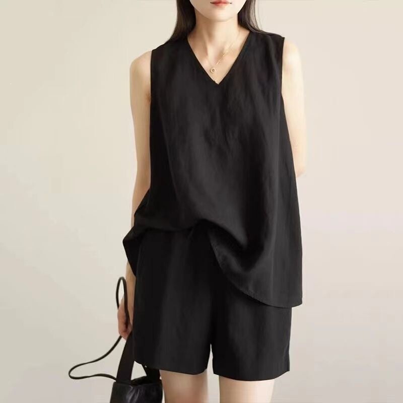 Cotton and Linen Tops, Women's Suits, Shorts, Thin Sleeveless Vests, a Complete Set of Loose-Fitting, Slimming, Artistic Style, Solid Color Two-Piece Set Cotton and Linen Tops, Women's Suits, Shorts, Thin Sleeveless Vests, a Complete Set of Loose-Fitting, Slimming, Artistic Style, Solid Color Two-Piece Set