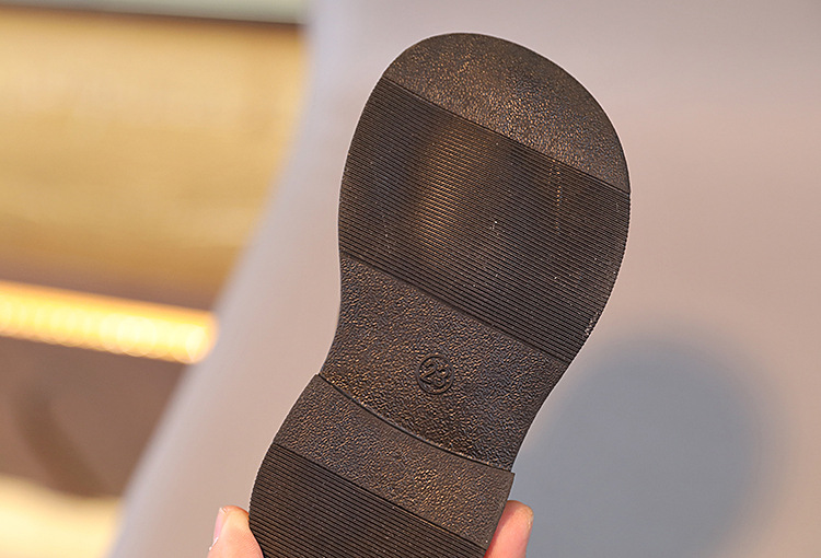 Botas martin infantis estilo britânico em couro macio_voghion.com