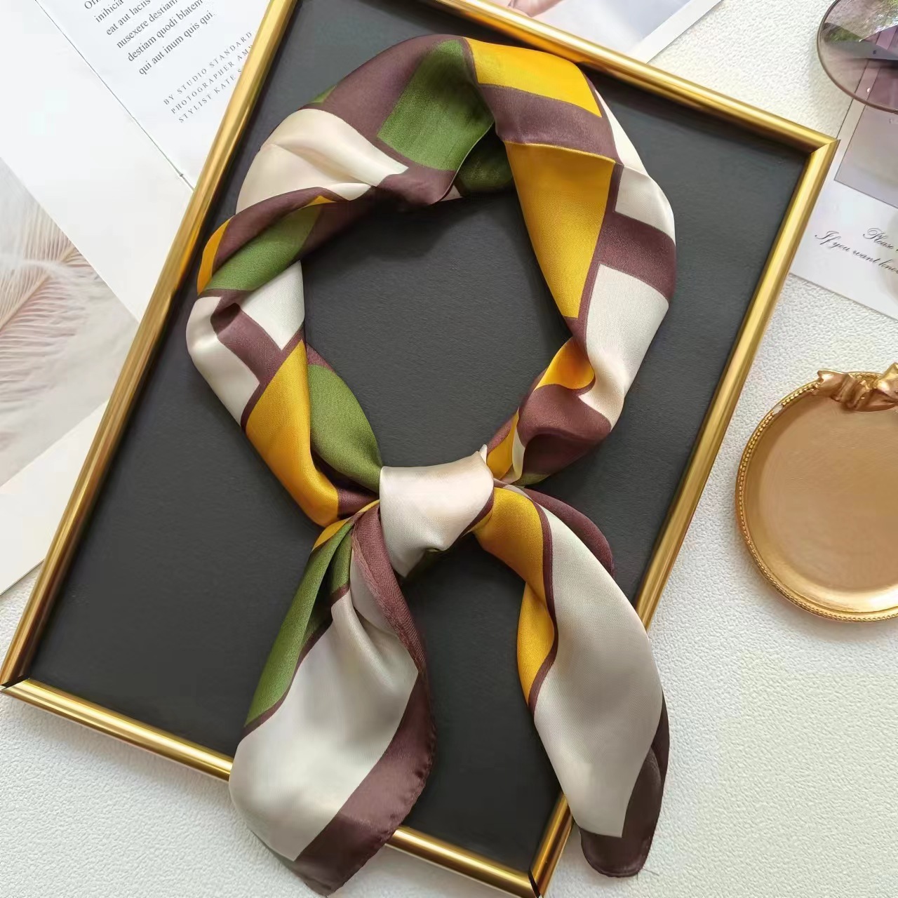 Color amarillo-verde a juego