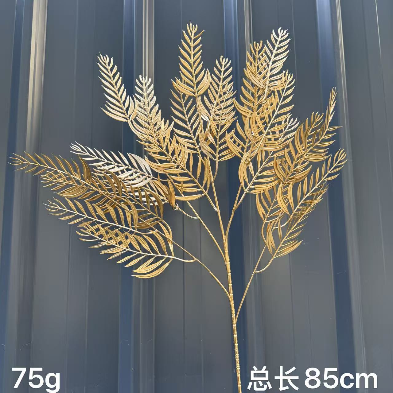 Flores artificiales de plástico con hojas de eucalipto doradas y hojas de ginkgo, para Navidad, Año Nuevo, manualidades DIY o ramos