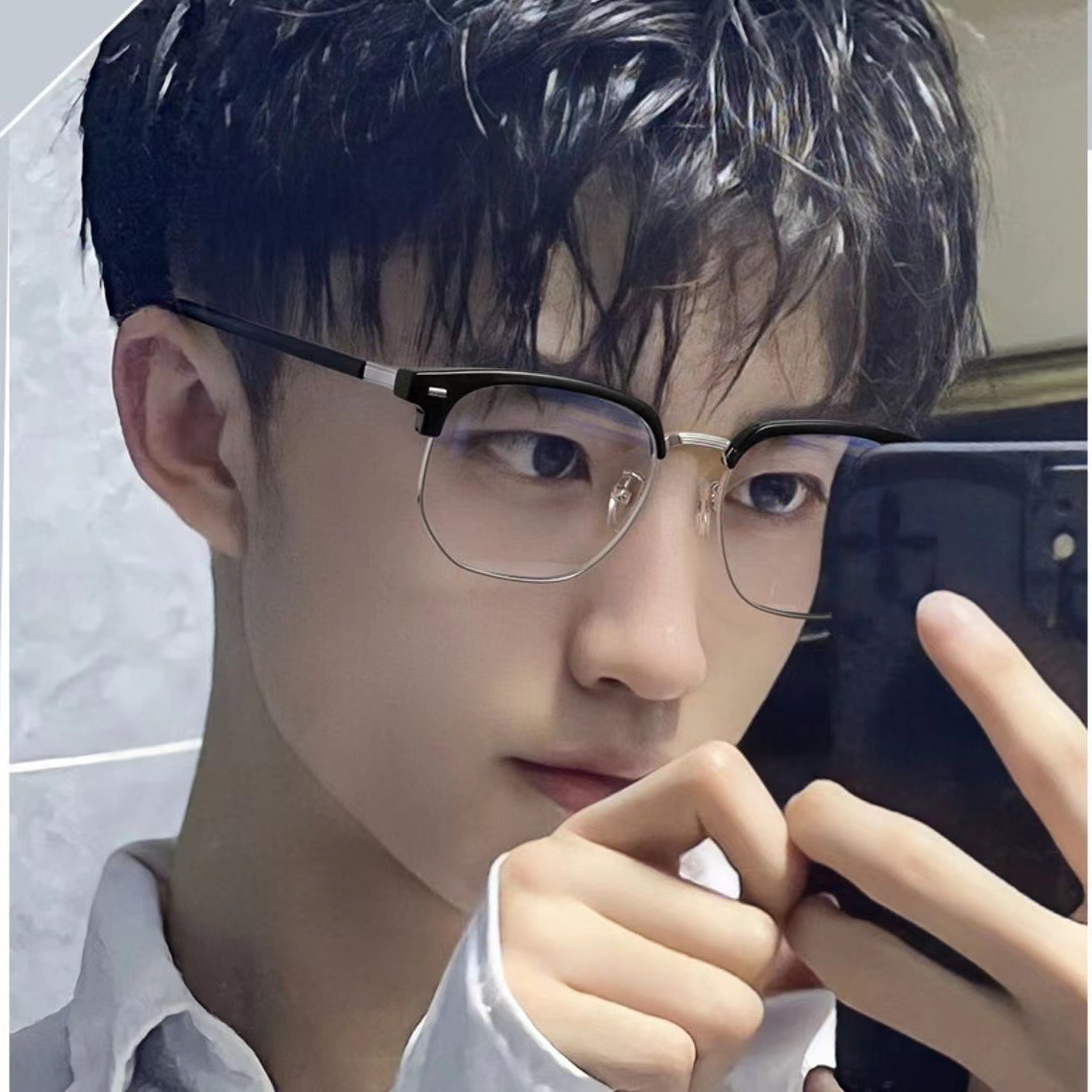 Men's retro fashionable glasses