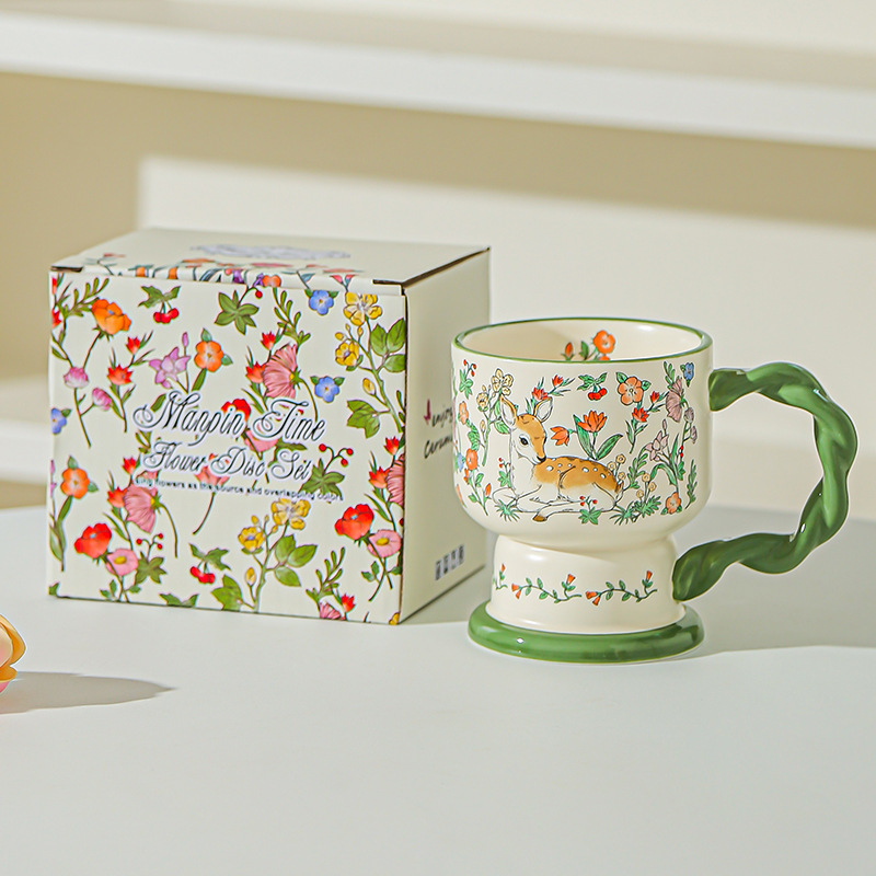 Taza de cerámica floral creativa para damas delicada y de alto valor de regalo de cumpleaños para dar a una amiga taza de café taza de agua