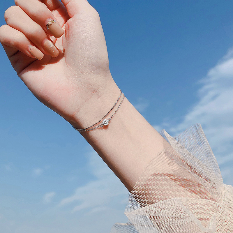 Elegant Design Bracelet