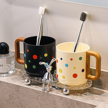 �����ɫ���c���ڱ�����ܷ���ˢ����������b�l���g����ϴ��̨��