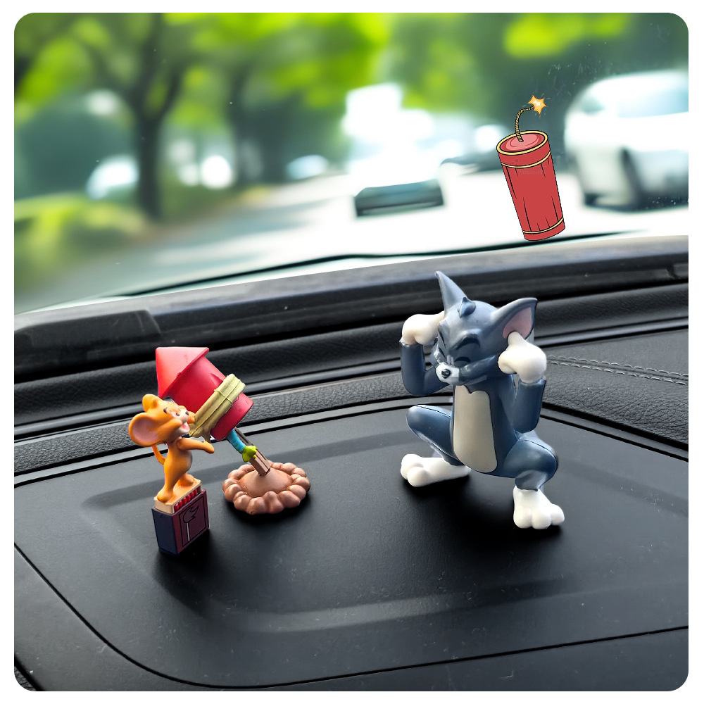 Rocket Tom y Jerry| Mini adornos de automóviles mini lindo gato y ratón muñeca de automóvil decoración interior