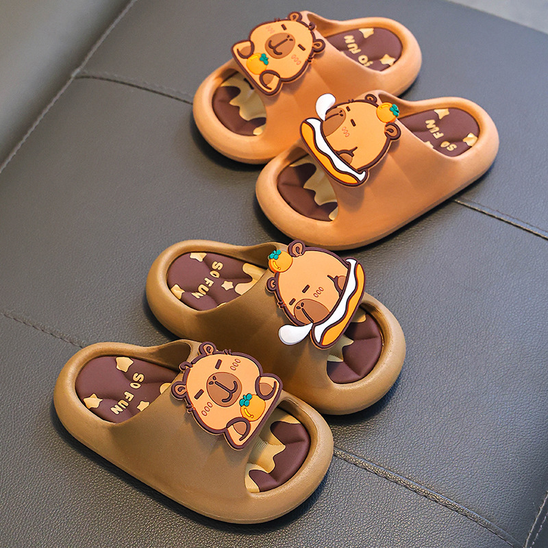 Capibara zapatillas de verano para niños y niñas antideslizantes para niños de edad media para padres y niños bañados en interiores para niños de playa zapatillas de arena