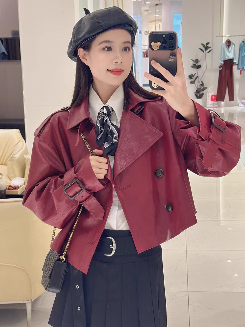 Áo khoác da nữ ngắn hai hàng khuy phong cách cổ điển — màu đỏ