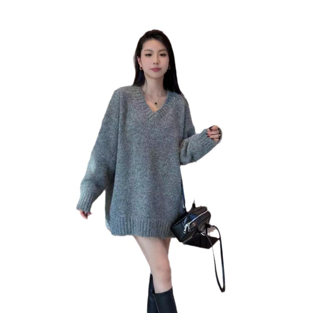 24 invierno Puyuan perezoso viento relajado pluma de color sólido suéter de cuello en V mujeres otoño 2024