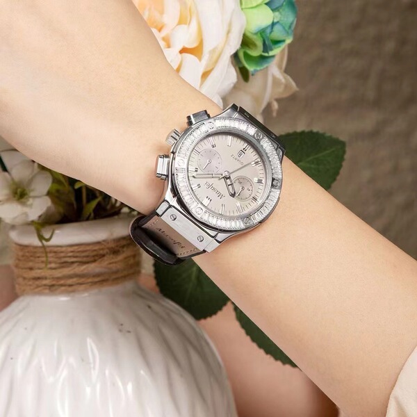 Trend women's watch