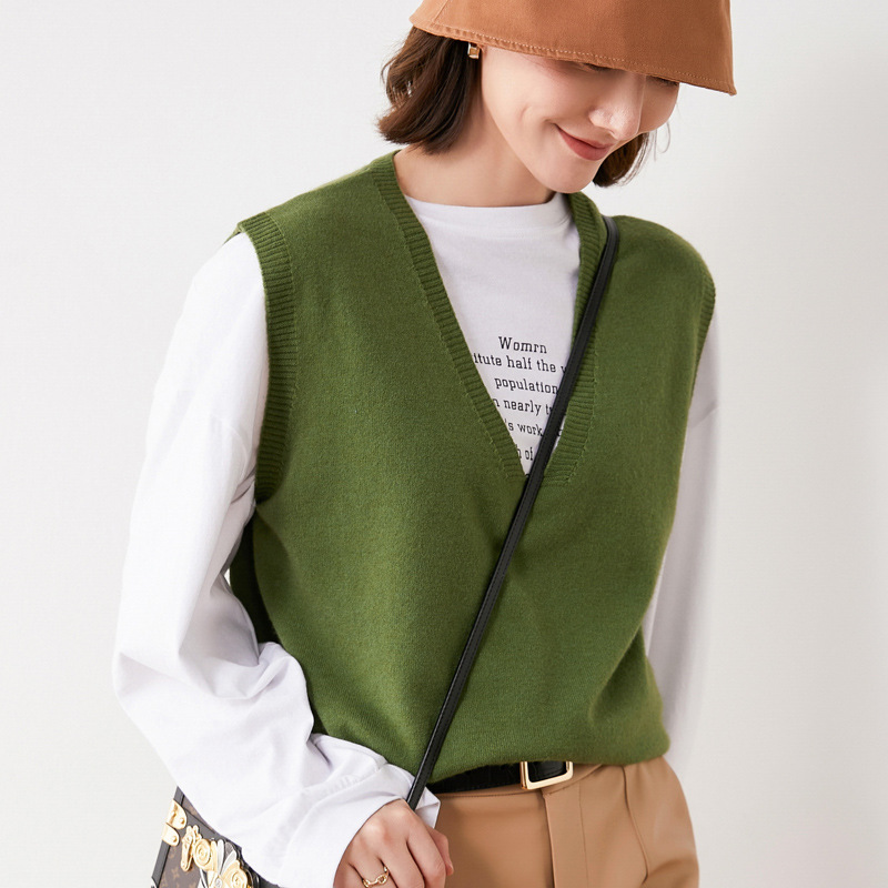 2025秋季女式针织马甲背心坎肩V领套头宽松毛绒衫外贸批发代发