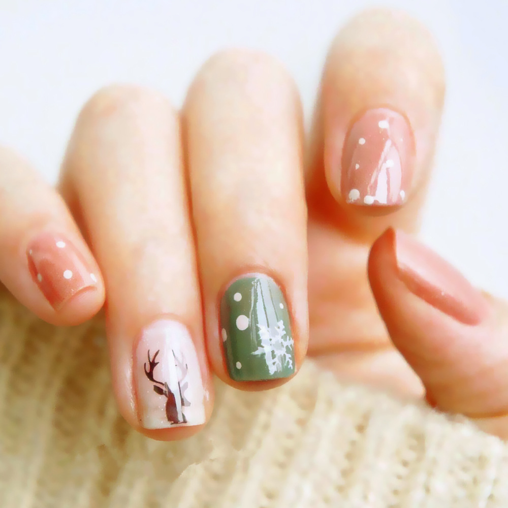 Estilo caliente europeo y americano Navidad dulce parche de uñas postizas astas astas copo de nieve uñas uñas desmontables al por mayor image 1