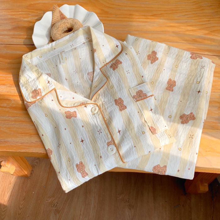 Nuevo conjunto de pijamas de algodón nublado transfronterizo de manga larga delgada primavera y otoño de mujeres lindos pantalones de dibujos animados dulces ropa para el hogar