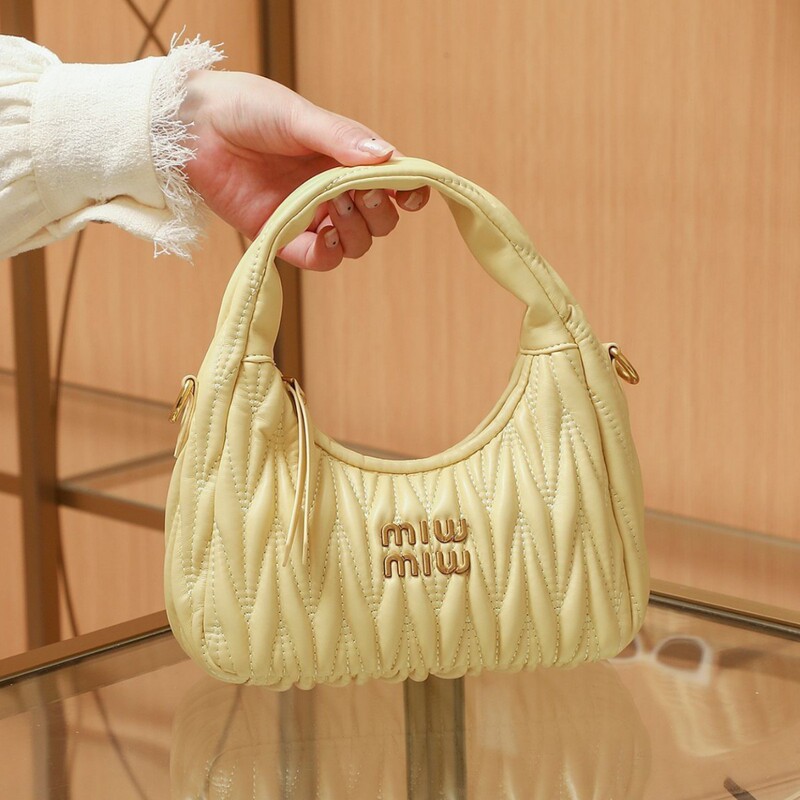 Miu Source Manufacturer's New Pleated Dumpling Bag, Sweet Quilted Cloud Bag, Single Shoulder Crossbody Hobo Handbag