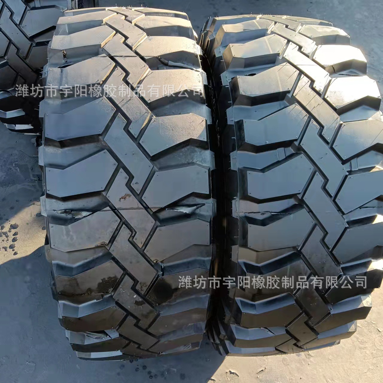 铲车 道路清扫车轮胎 10R16.5  滑移装载机轮胎