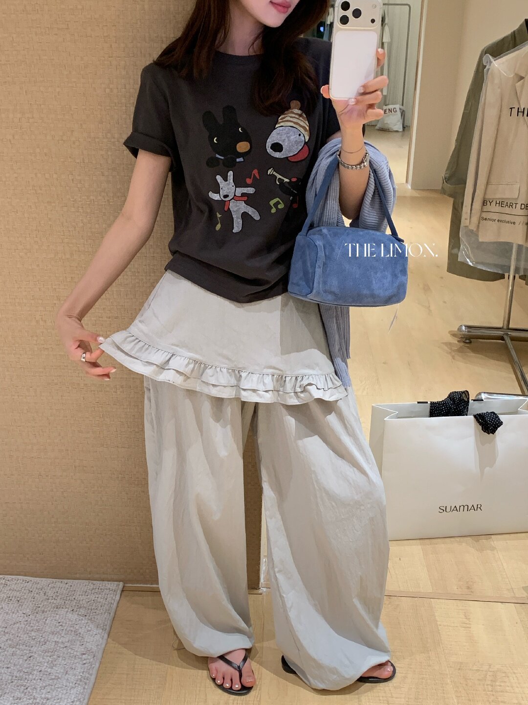 Quần culottes nữ ống rộng cạp cao, phối viền ren xếp tầng, dáng suông rộng, thanh lịch và thoải mái — màu đen, Xanh da trờicolor, màu trắng, Đá vôi chi tiết 42