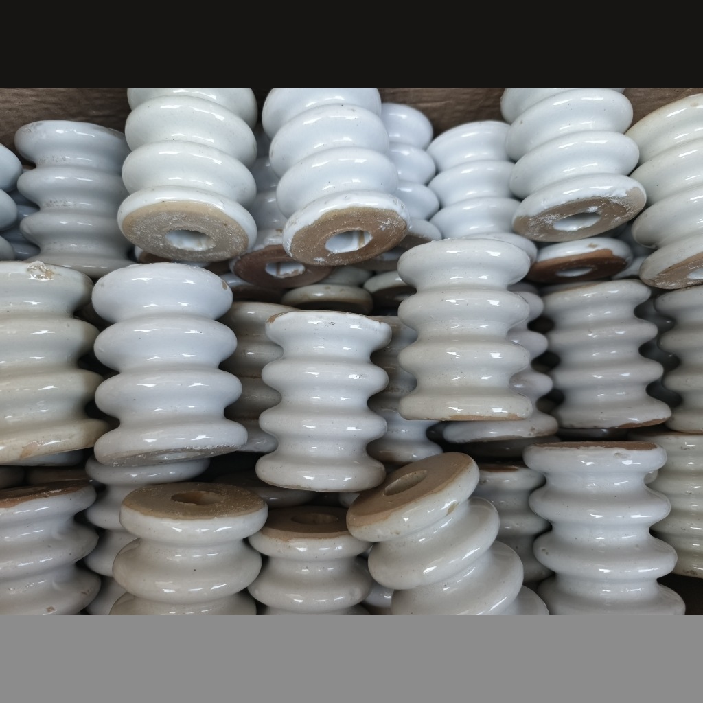 通讯绝缘子 针式绝缘子  三沟瓷柱 低压瓶高压陶瓷电瓷瓷瓶绝缘子