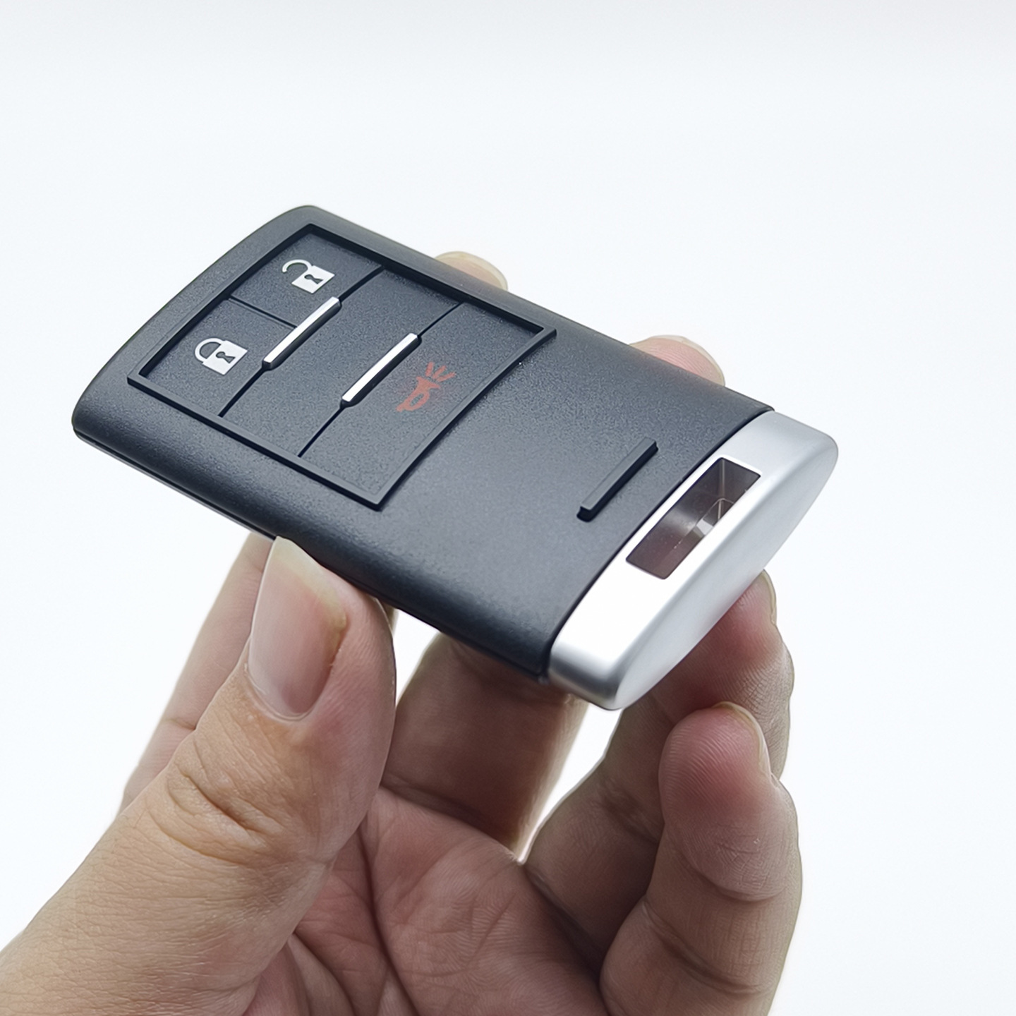 Plastic Key Shell Suitable for Holden Chevrolet Captiva 3-Button Smart Key Replacement Shell Metal Key