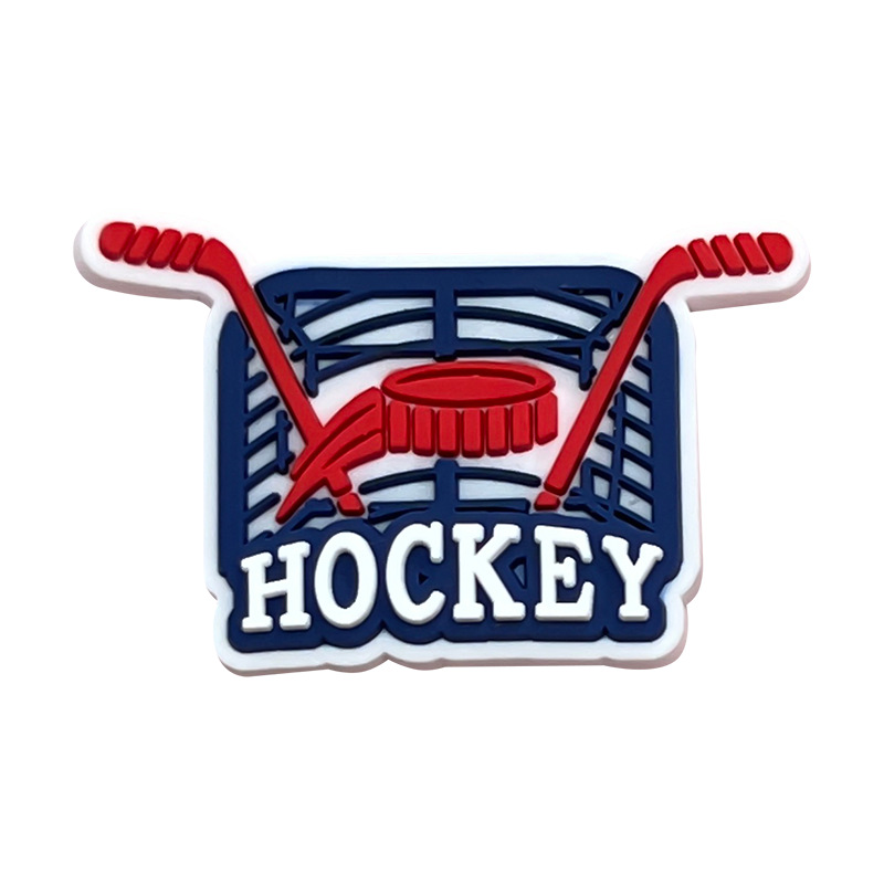 Nuevos zapatos con agujeros de dibujos animados deportivos de hockey sobre hielo, zapatos, zapatos, botones, ropa deportiva, accesorios para sandalias, estilo caliente de Amazon