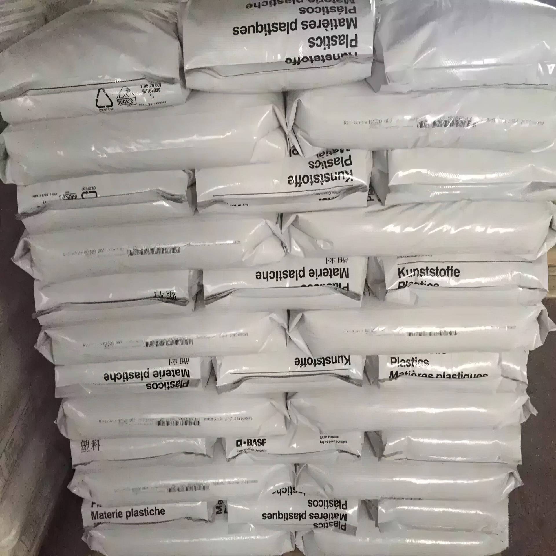 32b9a4e9f2854df885c80e98958f96