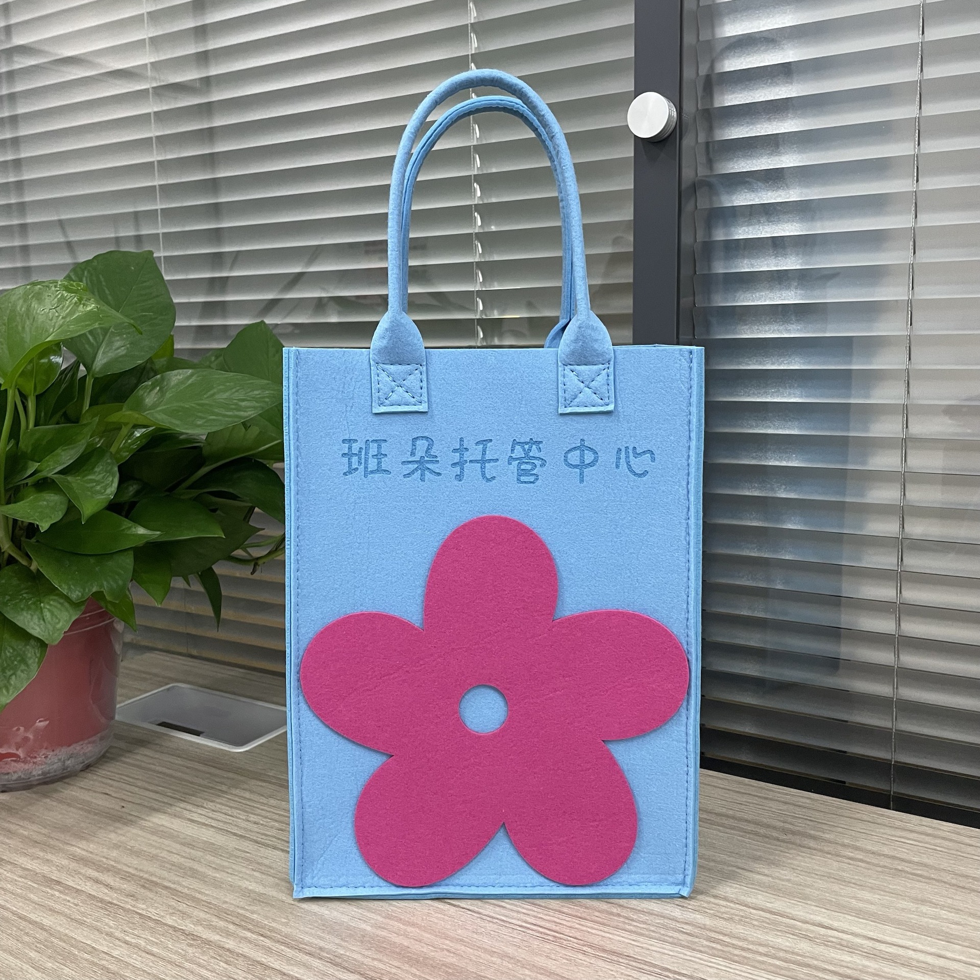 e78d9c01-cc1a-4221-b27d-7ab651