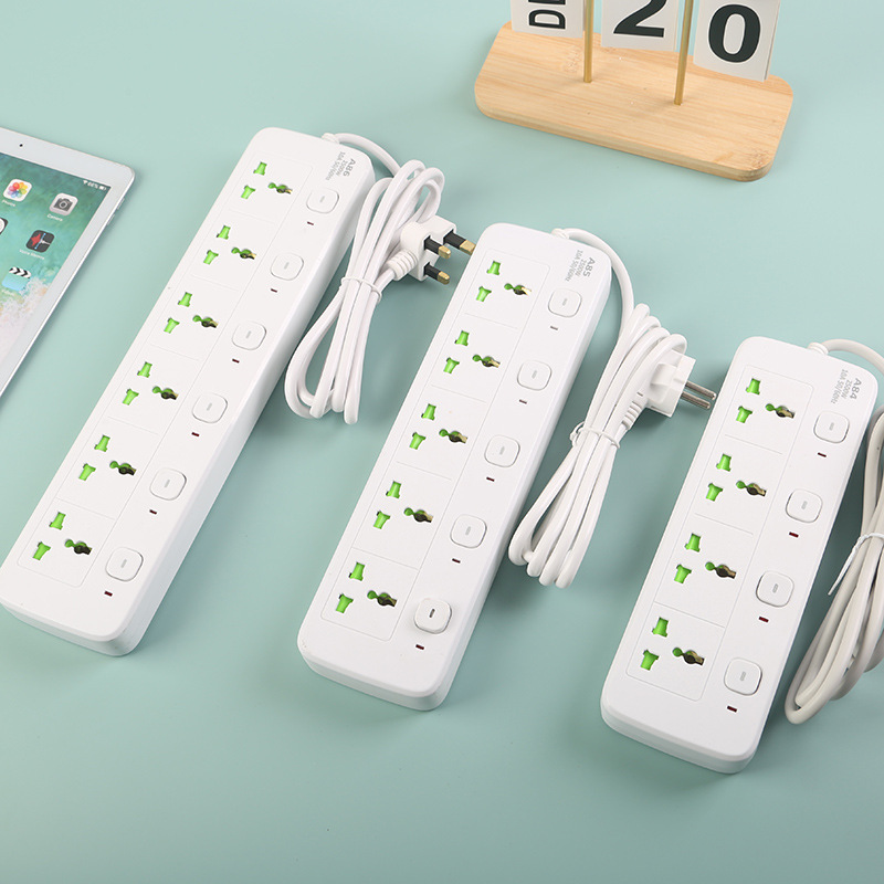 Multi-interruptor enchufe de doble cañón tarjeta de succión blanco y negro concha verde puerta de seguridad comercio electrónico transfronterizo Arabia Saudita