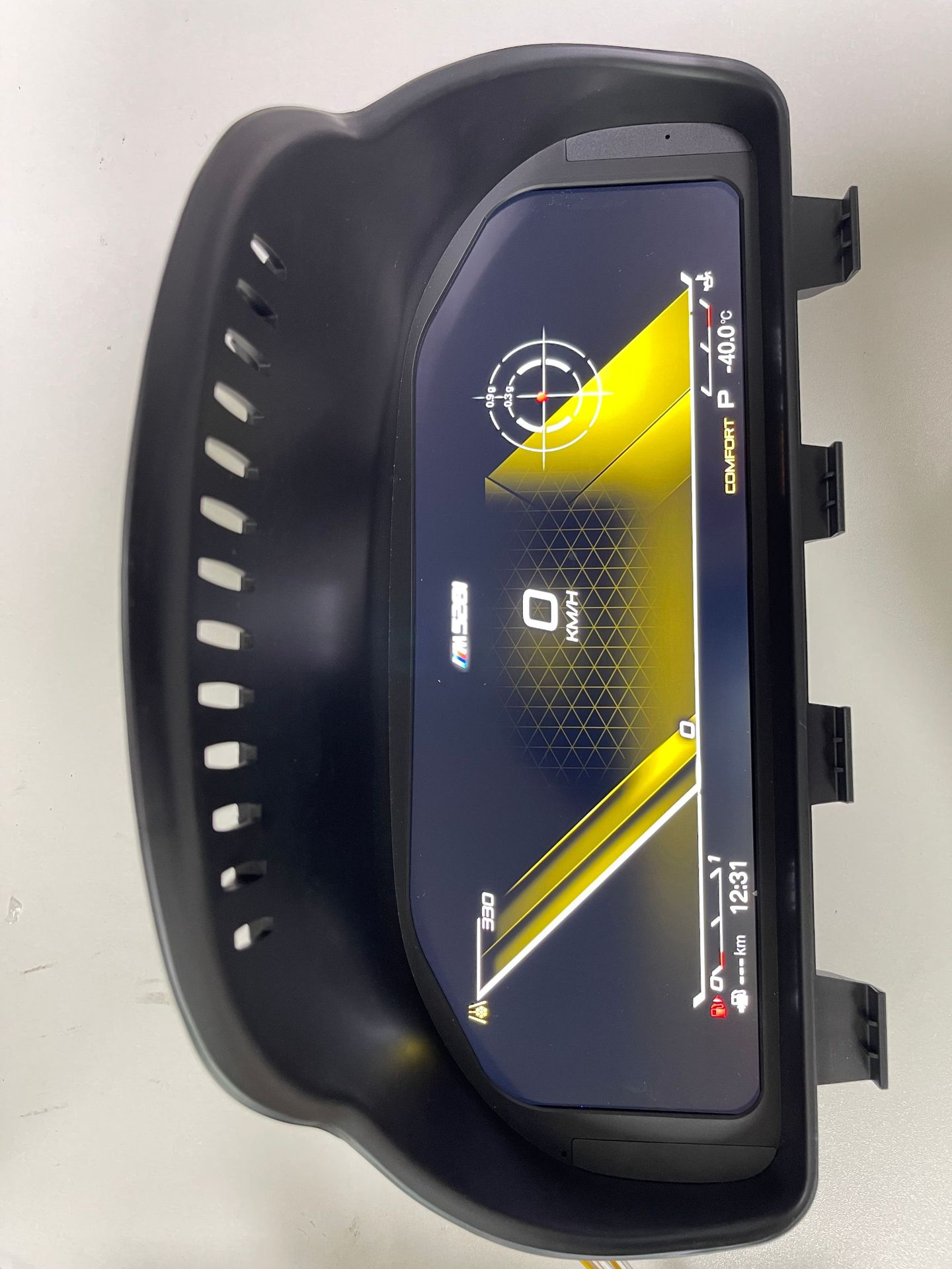 The Car Dashboard Is Compatible with Bmw M5, X5, X6Y and Supports Carplay Connectivity, with a Dedicated High-Definition Capacitive Screen