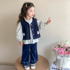 女童春秋款2025新款洋气碎花衬衫马甲韩版宽松秋装时髦三件套