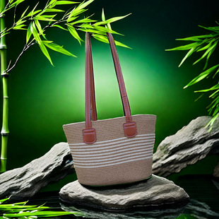 Straw Bag Seaside Vacation French Style Beach Bag 2024 New Medium Single Shoulder Underarm Handbag Factory Sale