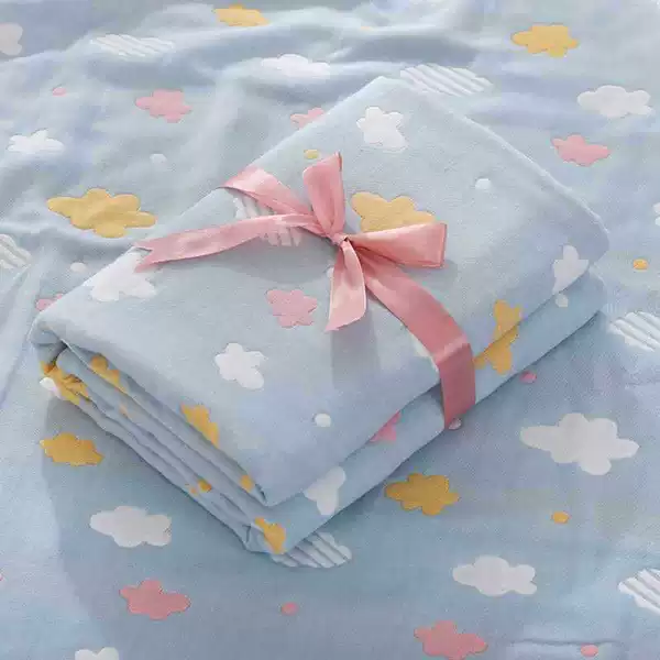 6-layer blue color cloud 110*110 [Send a square scarf]