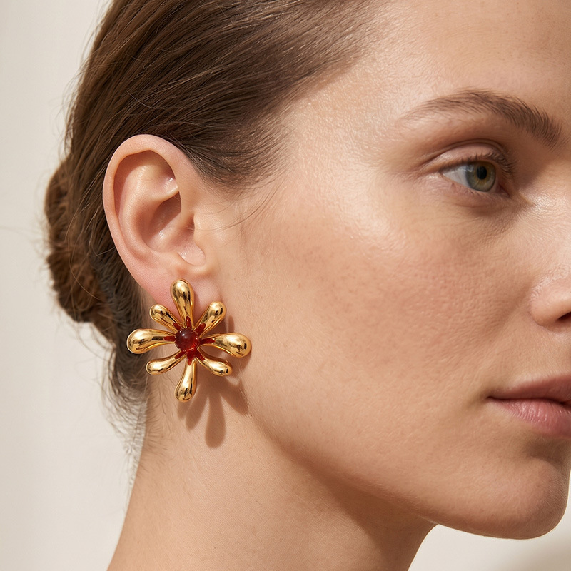 TENA Europa y América pendientes de acero inoxidable mujeres no decolor nicho de moda universal flores exageradas pendientes de acero de titanio ventas calientes