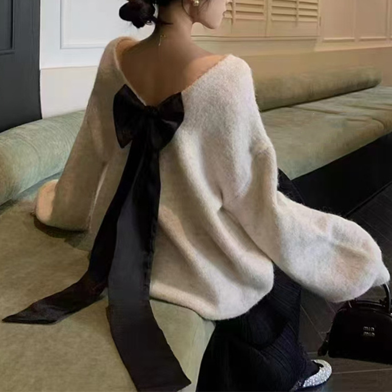 韩系慵懒风露背蝴蝶结毛衣女2025秋冬季新款设计感小心机针织上衣|undefined