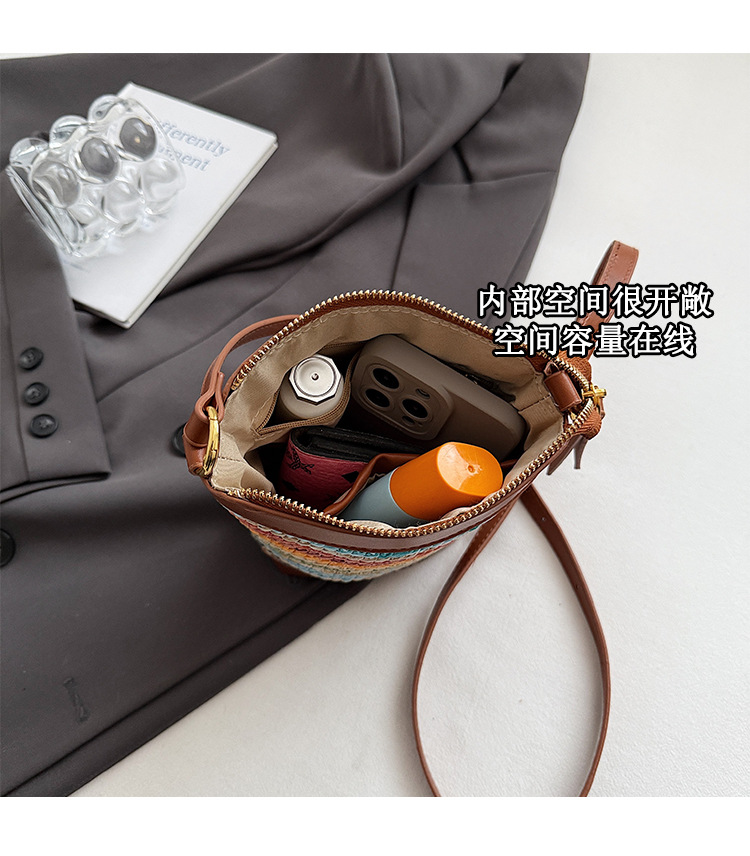 In the summer of 2025, there are new fashionable and fresh woven handbags, bucket bags, shoulder bags, underarm bags and women's bags undefined