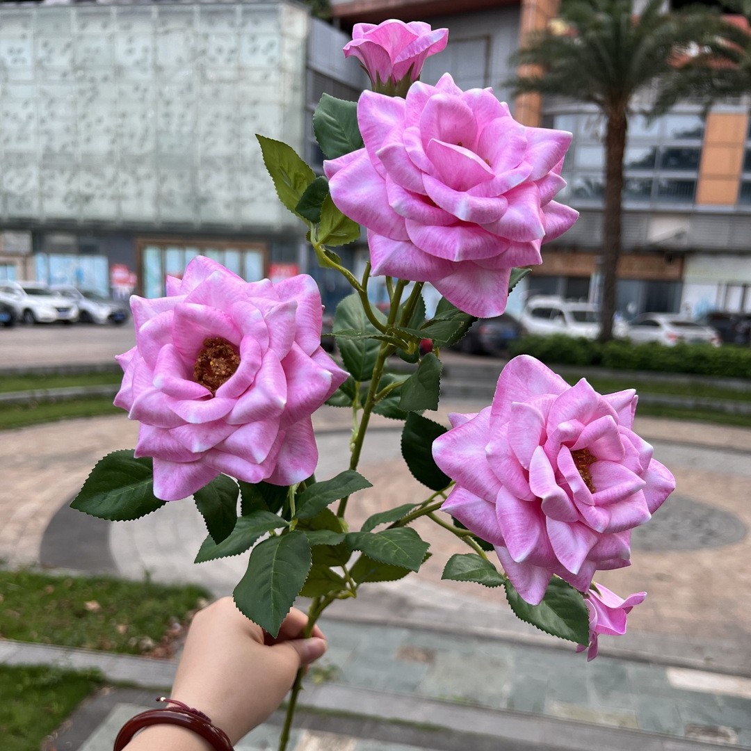 Simulación del Día de San Valentín rosa fabricante 3 sola rama multi-cabeza rosa decoración de la boda flor falsa al por mayor