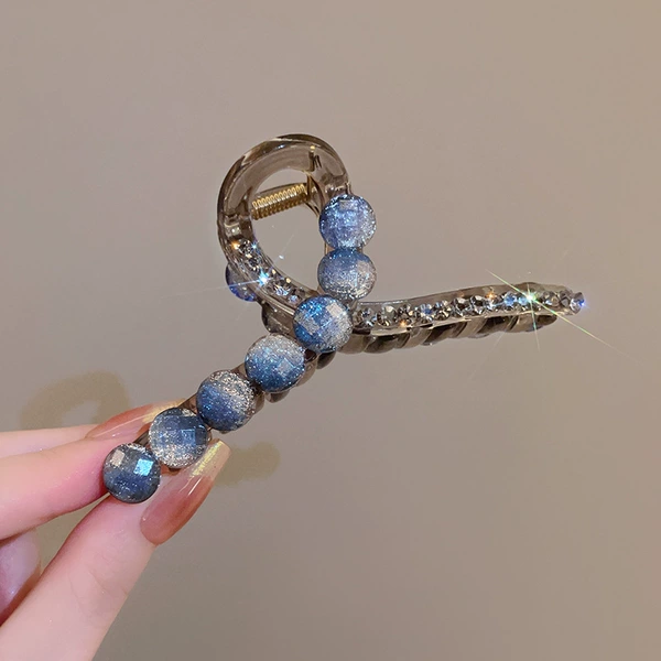 Blue crab pin