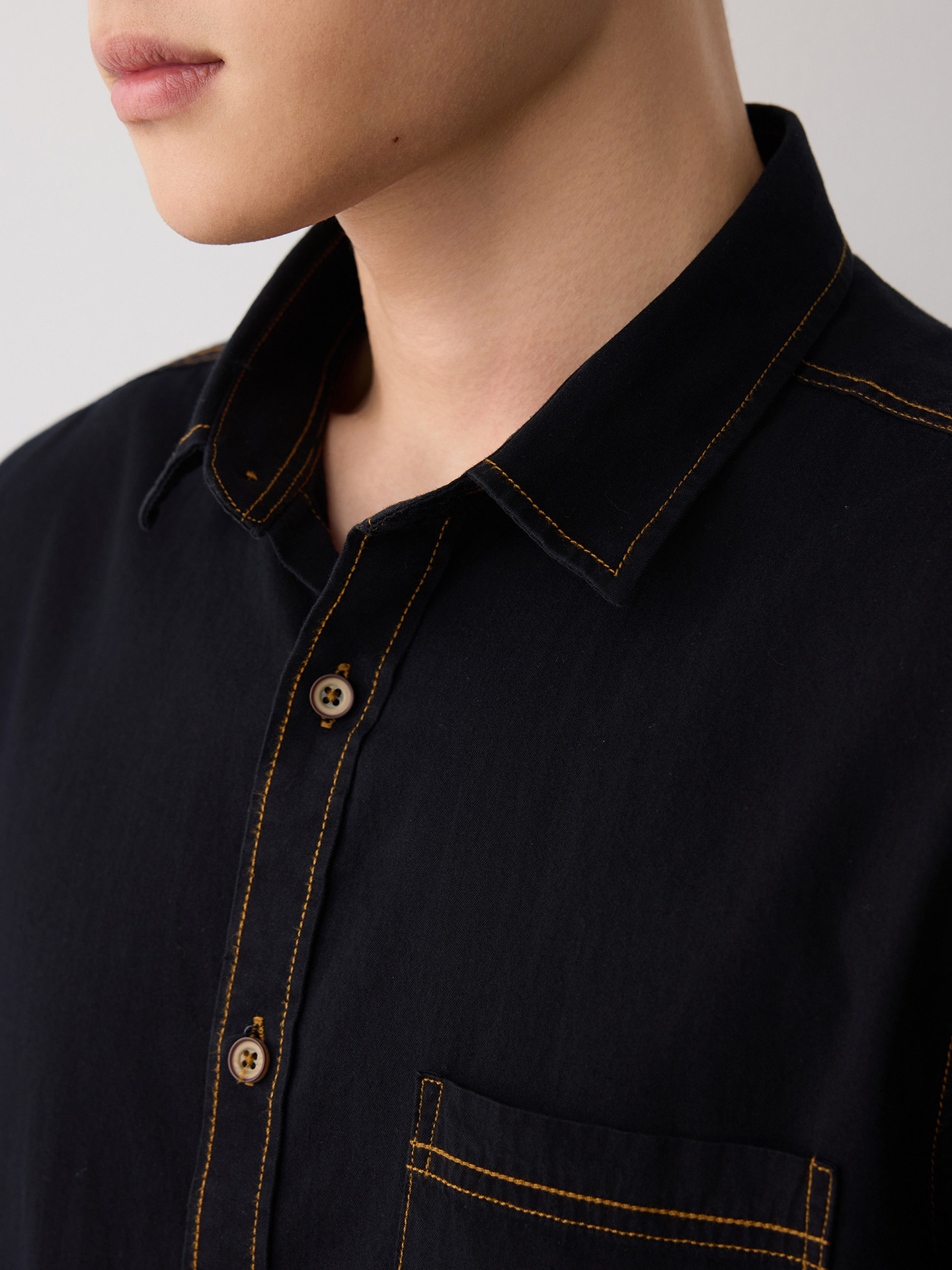 Áo sơ mi denim nam phong cách công sở, chất liệu cotton thoáng mát — màu xanh nhạt