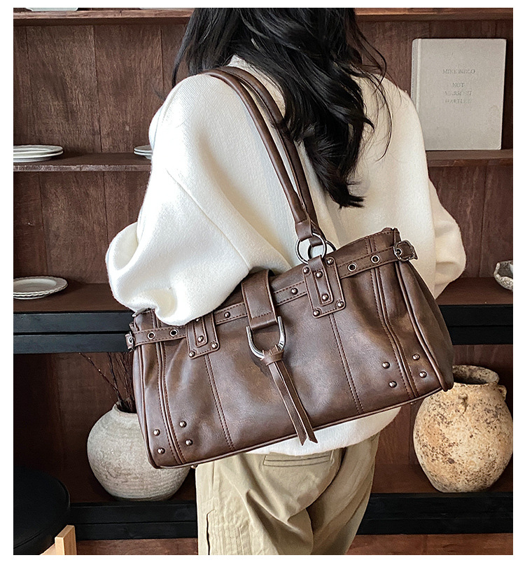 Studded Double Handle Spacious Vintage Tote Bag 10