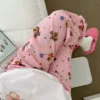 Розовый медвежонок