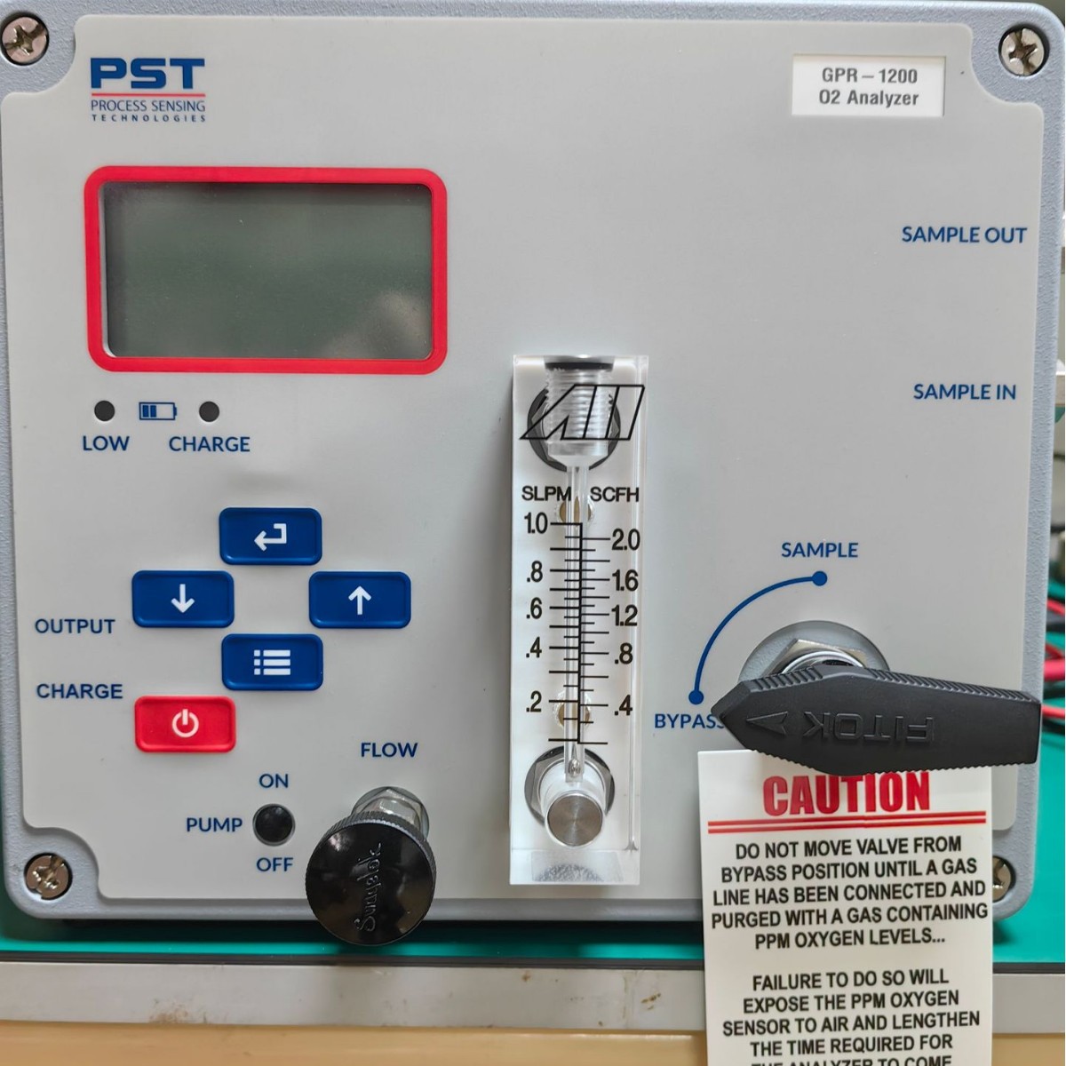 用于气体纯度监测的便携式氧分析仪 - AII GPR-1200/3500