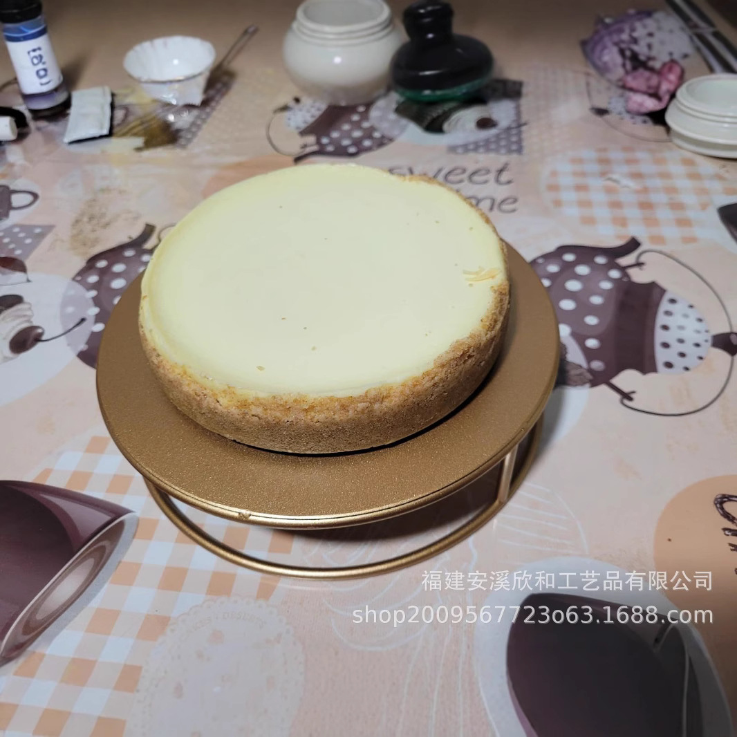 Mesa de postres de hierro forjado estilo europeo golden snack rack boda estante de pastel de fiesta de cumpleaños decoración de postres rack de tres piezas combinación