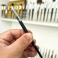 Кисть для теней Bi+so 407 для растушевки внешнего угла глаза, нижней линии ресниц и контурирования под глазами, кисть для макияжа из животных волос Cangzhou.