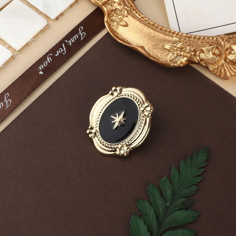 Retro Baroque Classic Pearl Oil Drop Brooch Men's and Women's Fashion Enamel Round Badge Palace Retro Pin Ready in Stock