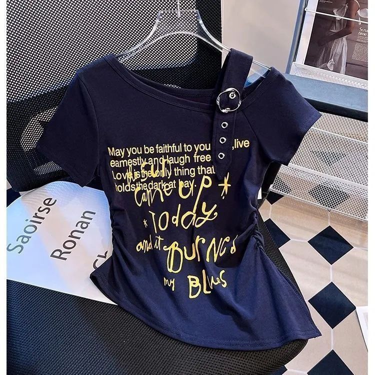 美式印花斜肩肩带短袖t恤女2025夏季新款褶皱收腰不规则短款上衣