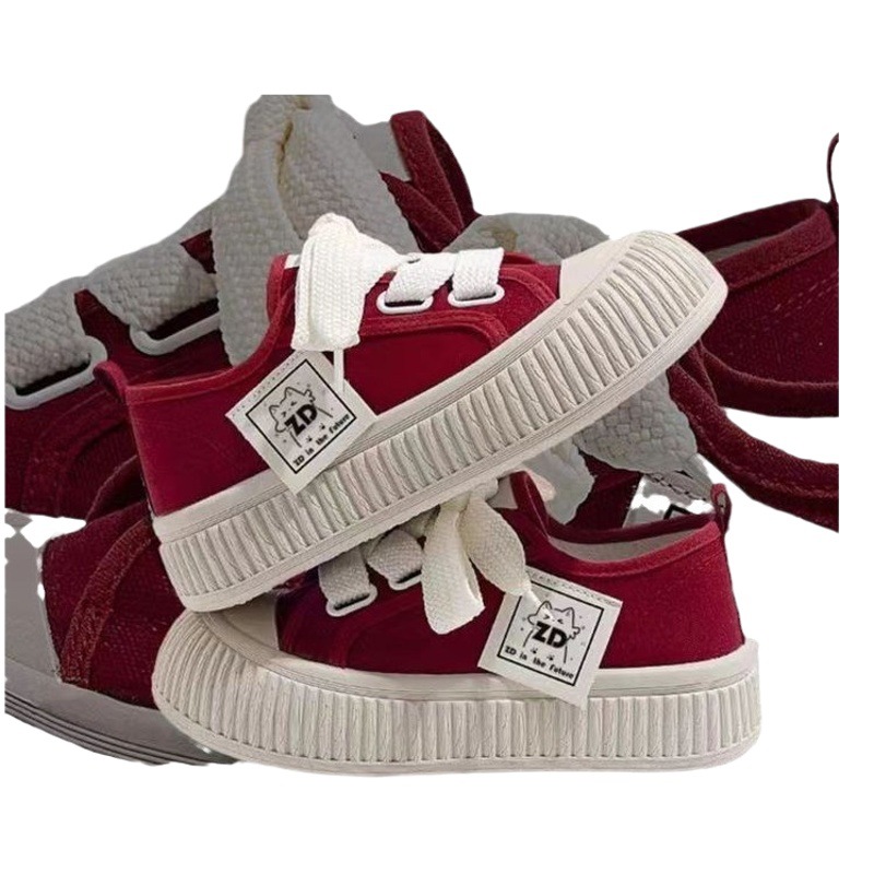 Zapatos de lona de suela gruesa para mujer 2024 Nuevos zapatos blancos transpirables de suela blanda zapatillas casuales ligeras para estudiantes ins fashion