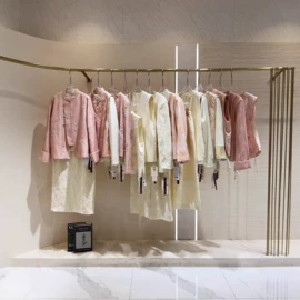 女装杂款包;女装其他加工;毛衣