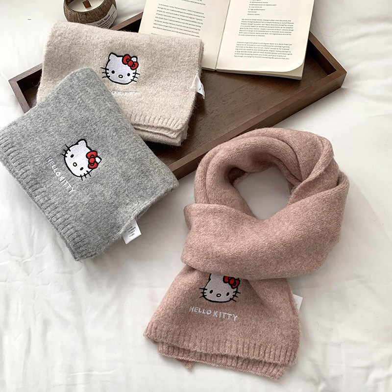 Bufandas de invierno de alto nivel sensación de nuevo dibujos animados bordados bufandas de punto para mujeres lindas y cálidas escolares bufandas al por mayor