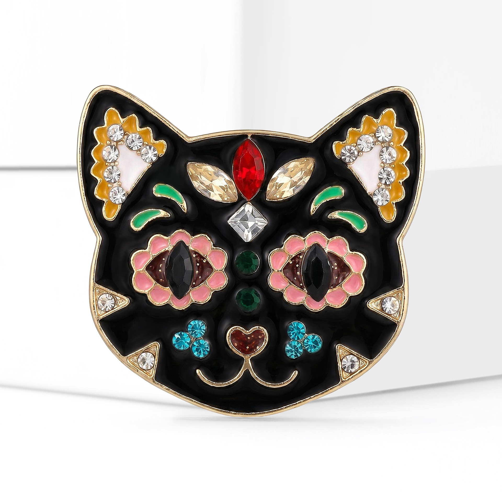 Korean-Style Alloy Enamel Brooch with Diamonds in the Shape of a Cat, Cute and Fun, Versatile Accessory for Women's Clothing: Br5805