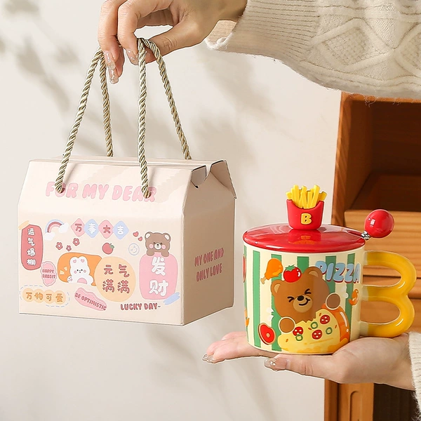 Cute handheld gift box, with little bears