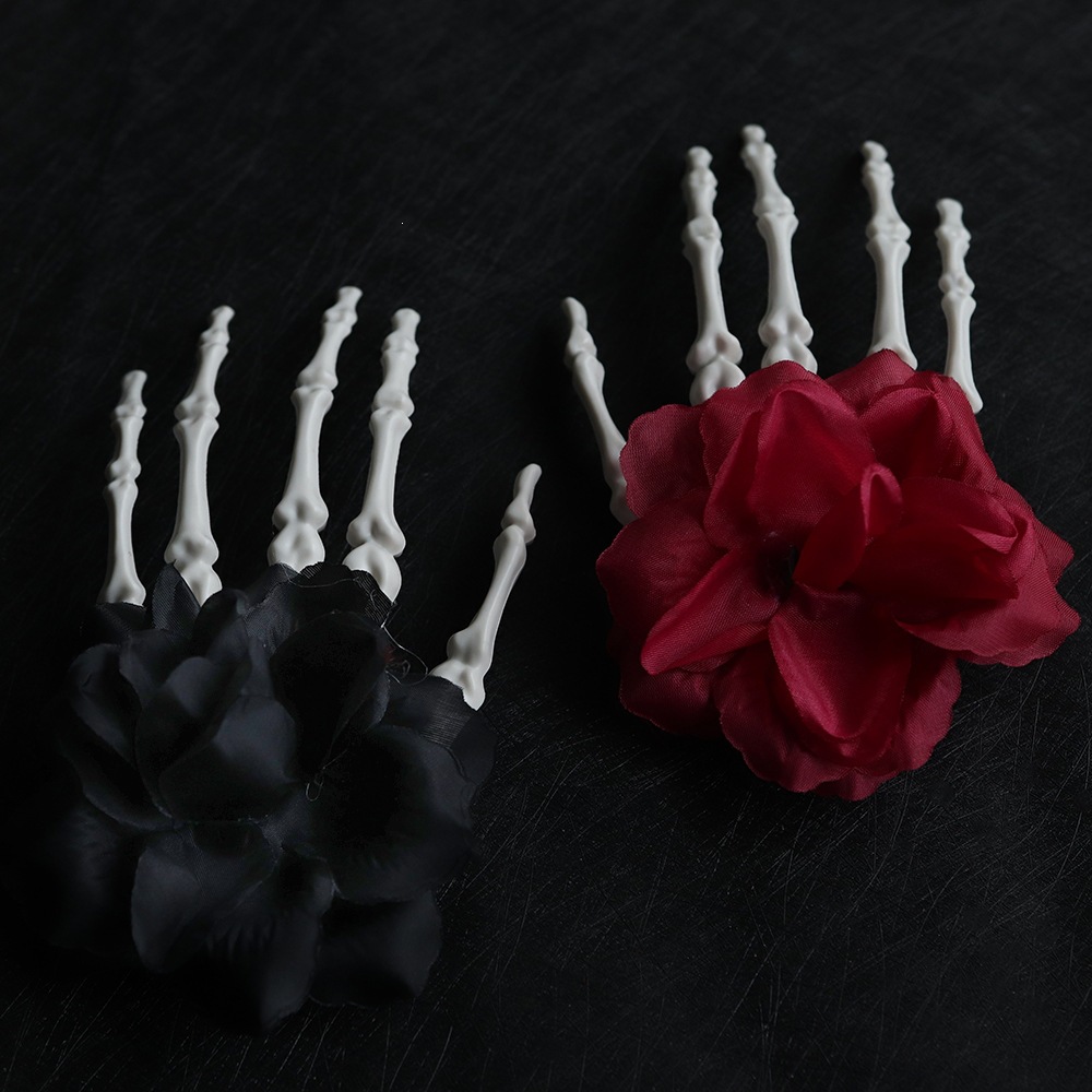 Halloween esqueleto de horrores esqueleto accesorios diseño de sitio de horrores esqueleto correa de flores de plástico fantasma colgante colgante